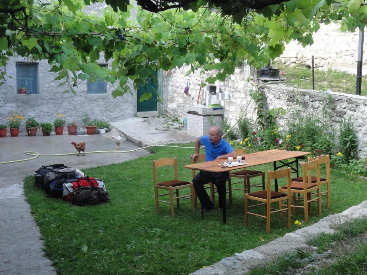 Guesthouse Shtini Fshat Extérieur photo